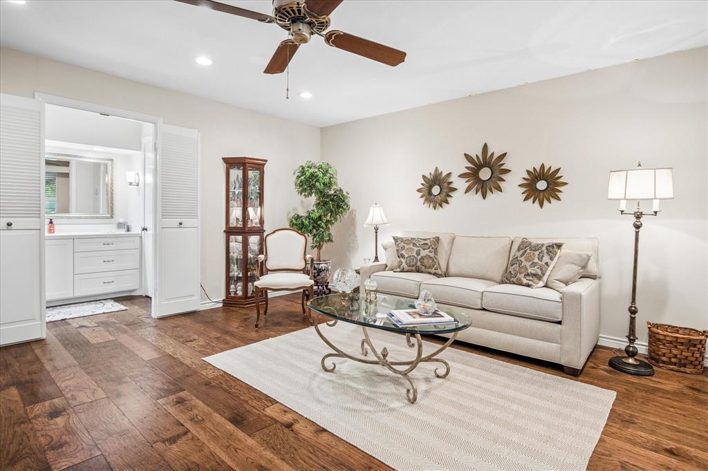 Hillcrest Villa Condo - Residential