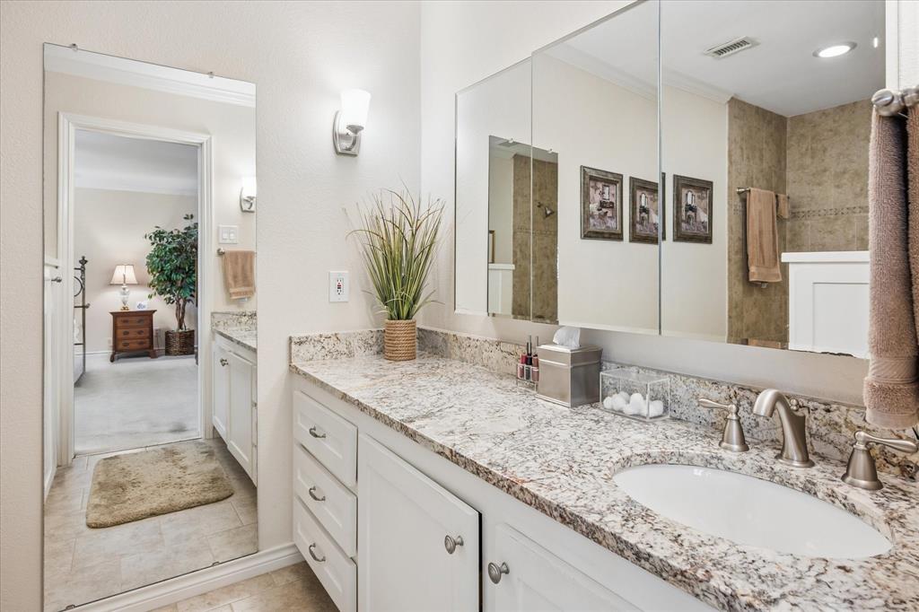 Hillcrest Villa Condo - Residential