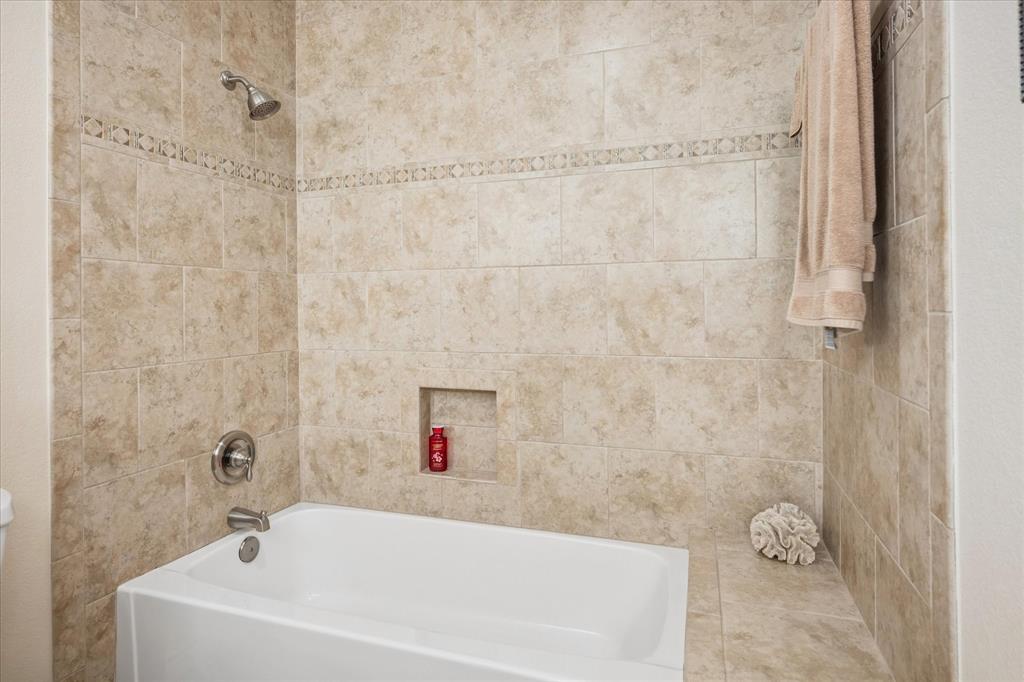 Hillcrest Villa Condo - Residential