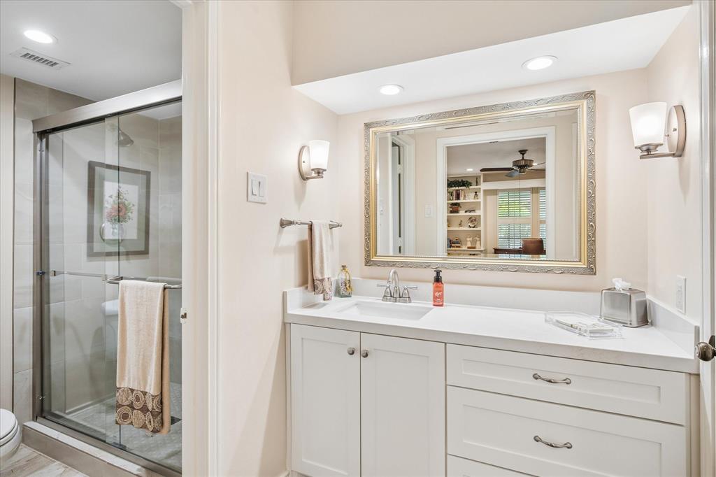 Hillcrest Villa Condo - Residential