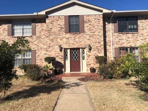 5825 Birchbrook Drive 106 Dallas TX 75206