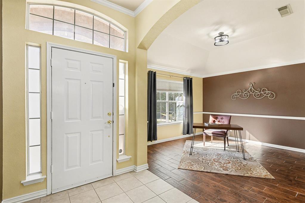 1917 Cavender Circle