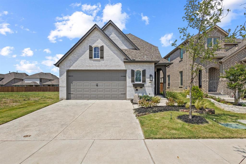 3920 Aqua Lane