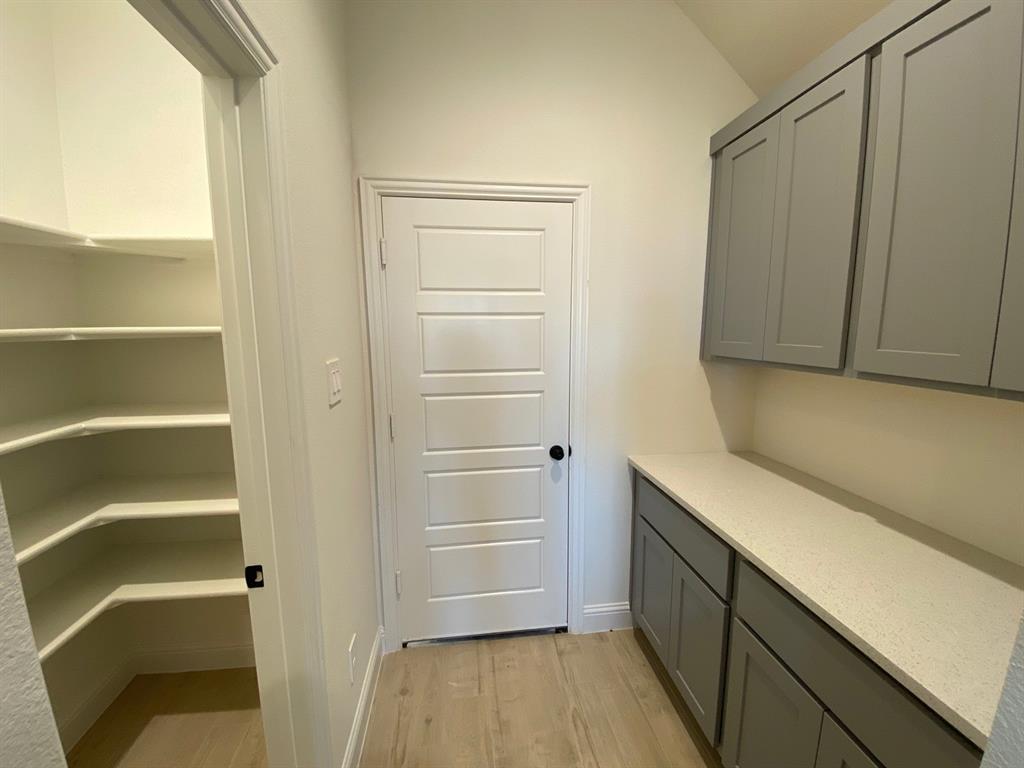 Summer Crest - Residential