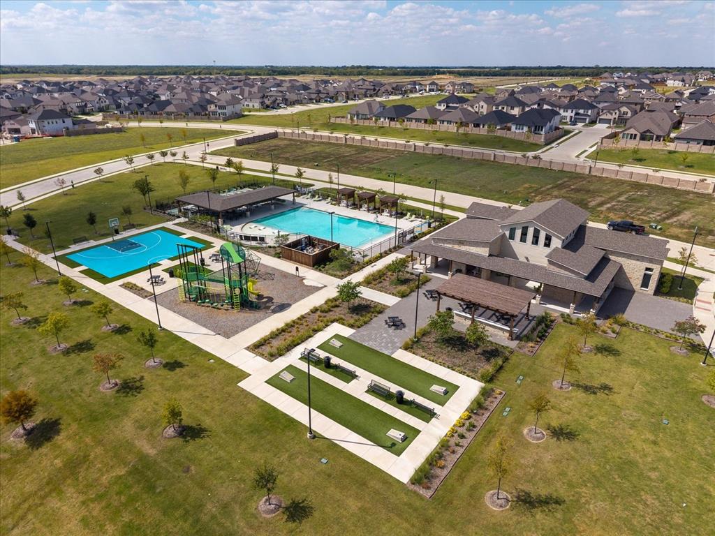 EASTRIDGE PHASE 3 - Residential Lease