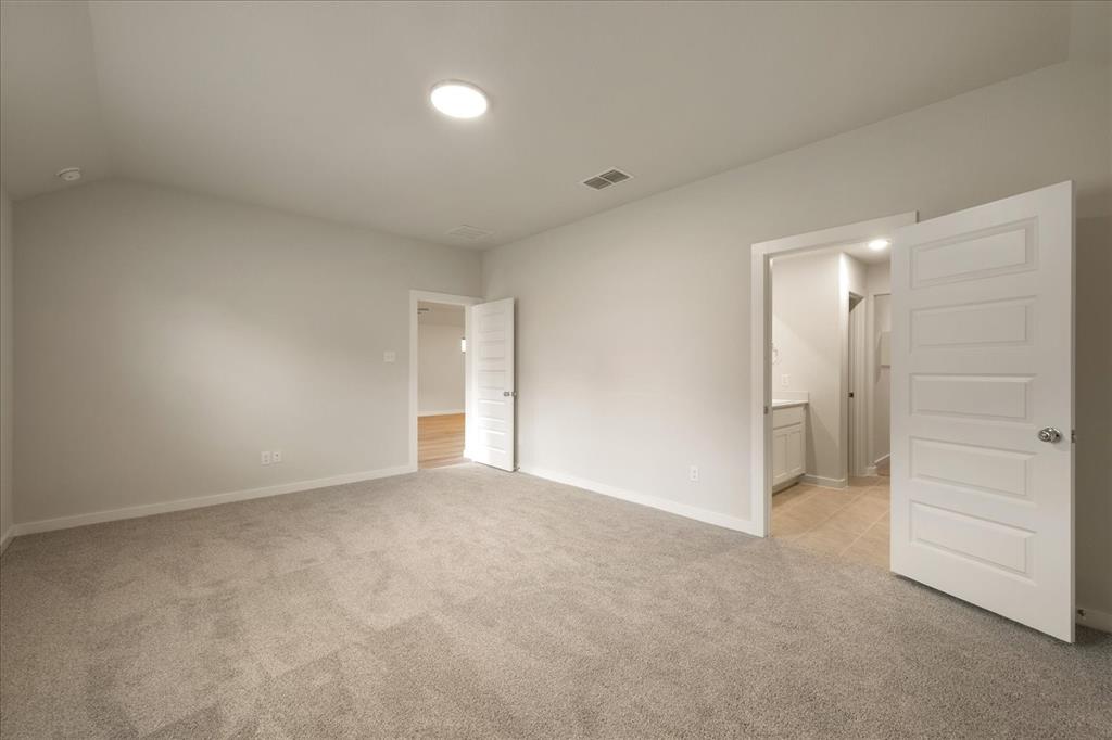 EASTRIDGE PHASE 3 - Residential Lease