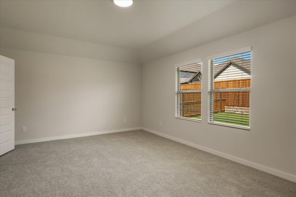 EASTRIDGE PHASE 3 - Residential Lease