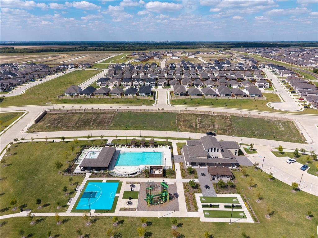 EASTRIDGE PHASE 3 - Residential Lease