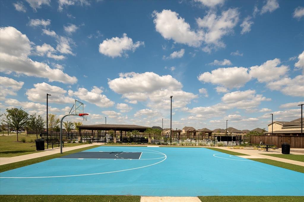 EASTRIDGE PHASE 3 - Residential Lease