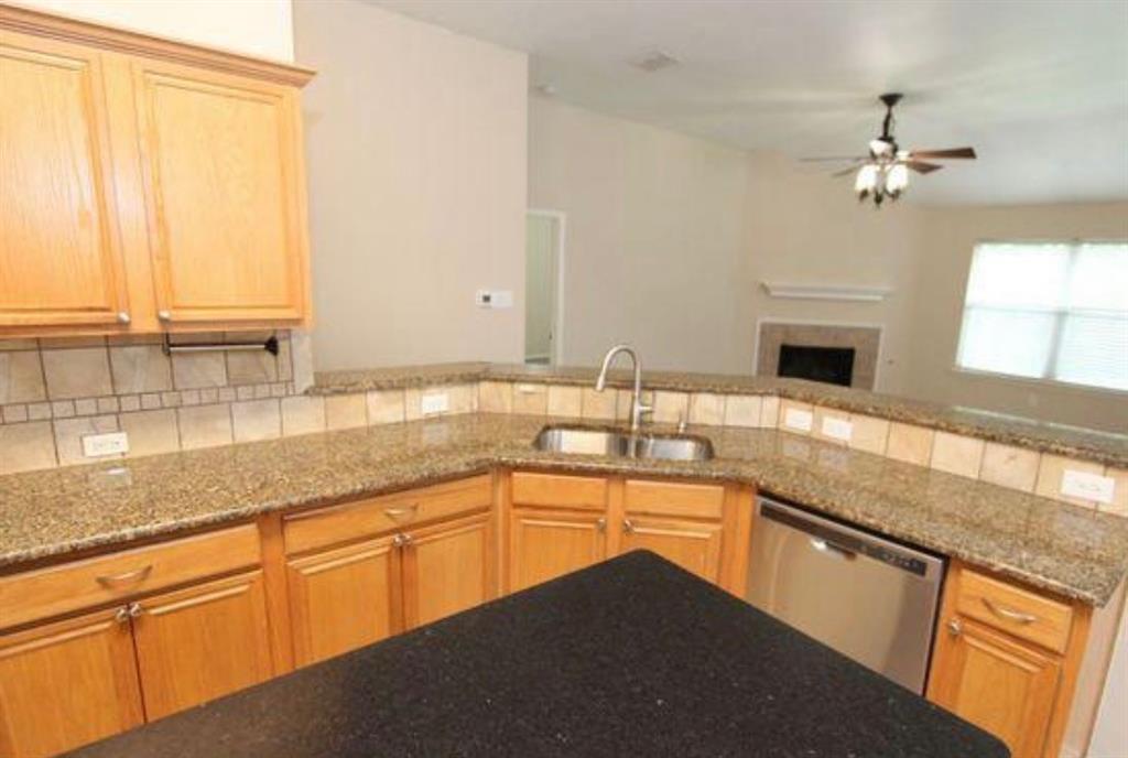 Villages Of Woodland Spgs - Residential Lease