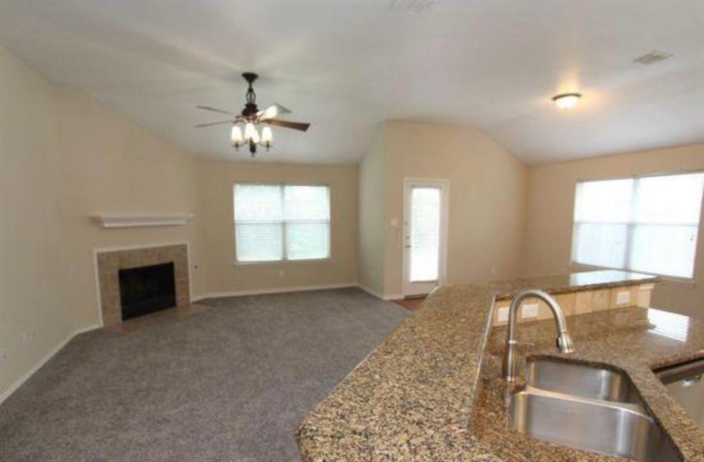 Villages Of Woodland Spgs - Residential Lease