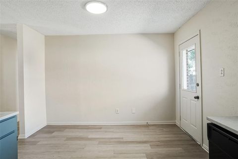 Tiny photo for 2537 Vickie Street, Mesquite, TX 75149 (MLS # 21106336)