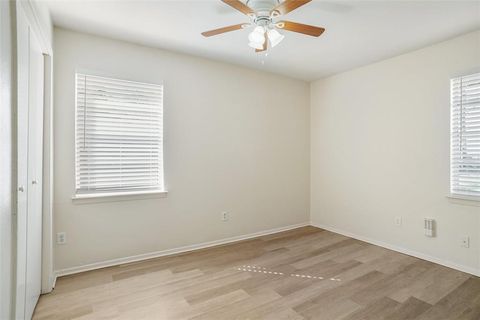 Tiny photo for 2537 Vickie Street, Mesquite, TX 75149 (MLS # 21106336)