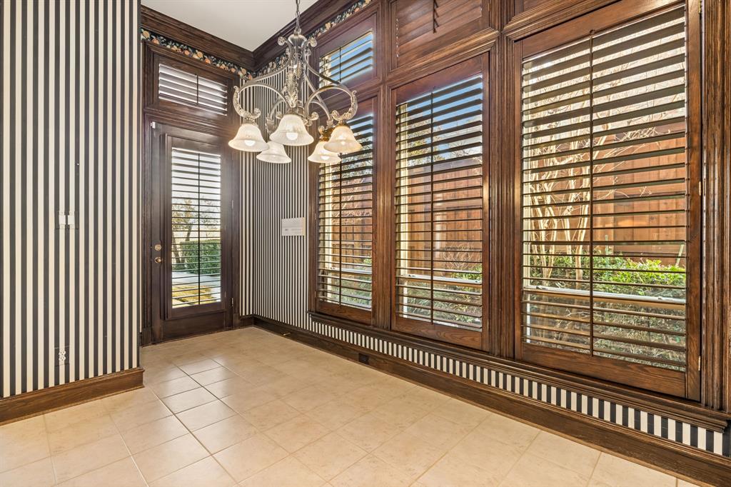 Kings Court Of Willow Bend - Residential