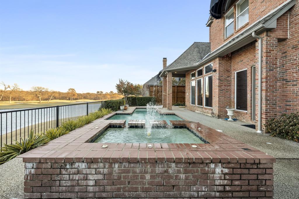 Kings Court Of Willow Bend - Residential