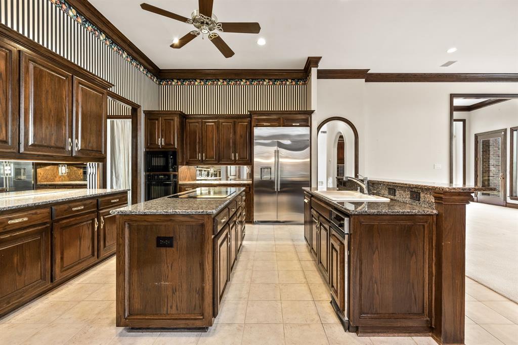 Kings Court Of Willow Bend - Residential