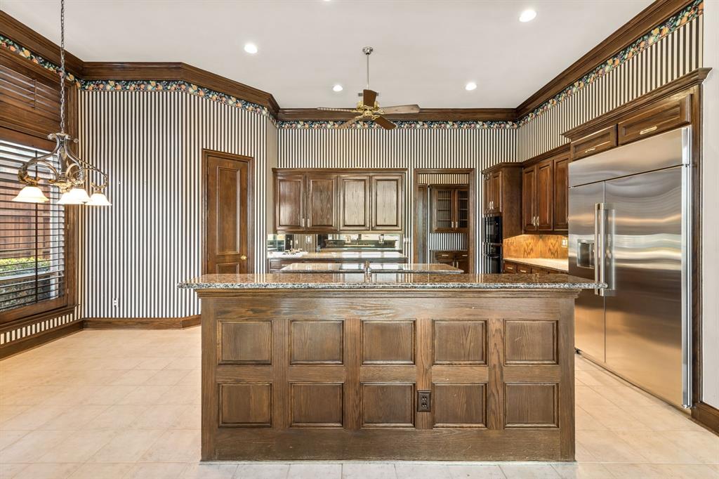 Kings Court Of Willow Bend - Residential