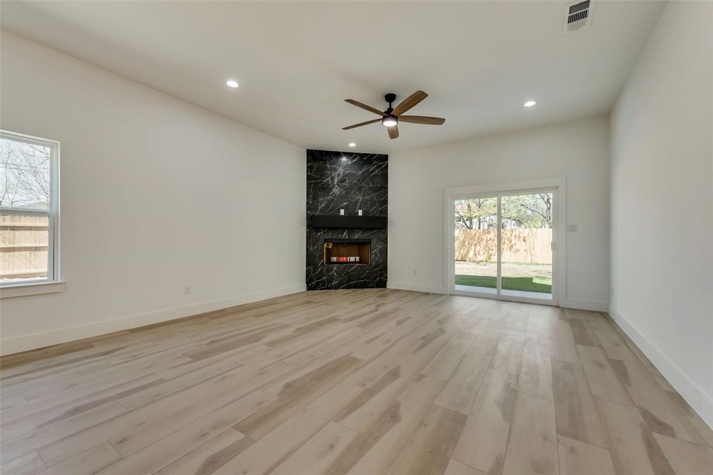 Walnut Place Add - Residential