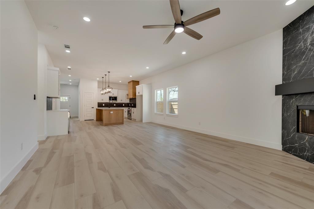 Walnut Place Add - Residential