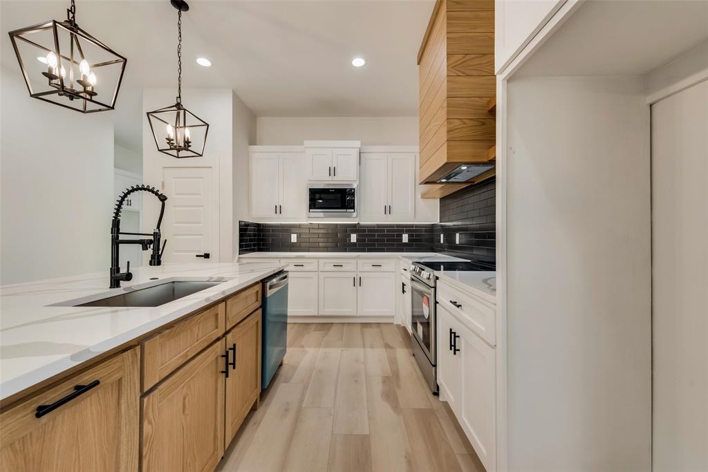 Walnut Place Add - Residential