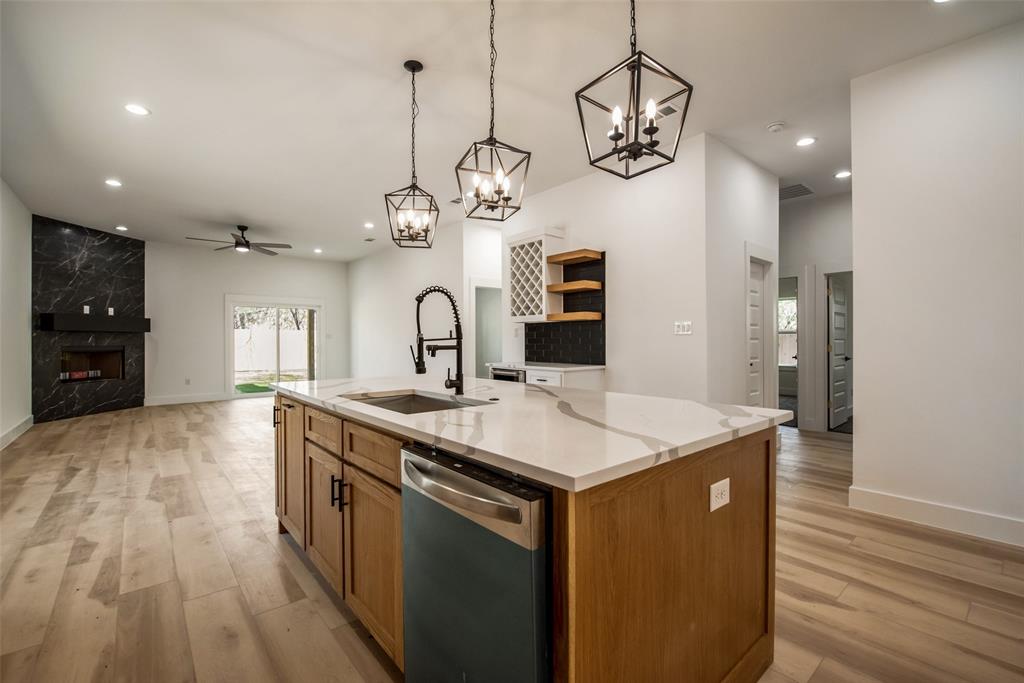 Walnut Place Add - Residential