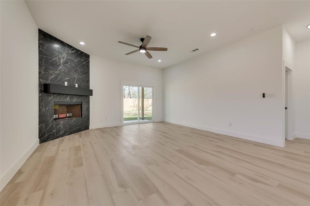 Walnut Place Add - Residential