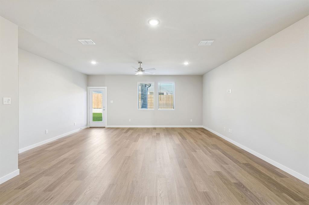 Lakehaven - Residential