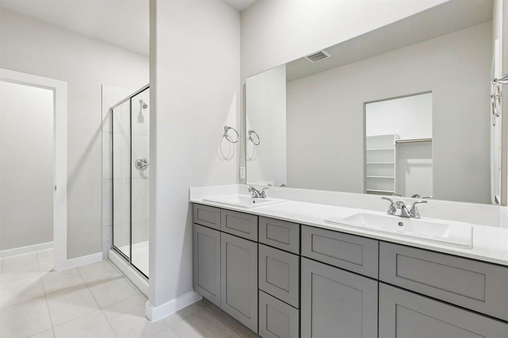 Lakehaven - Residential