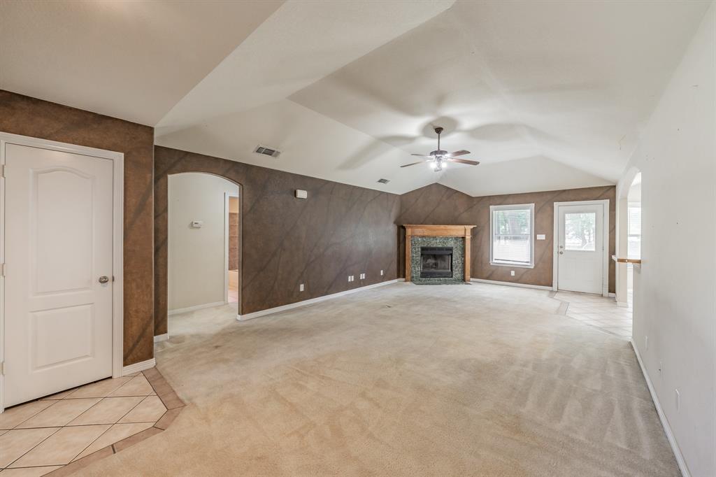 110 Pleasant Oaks Lane