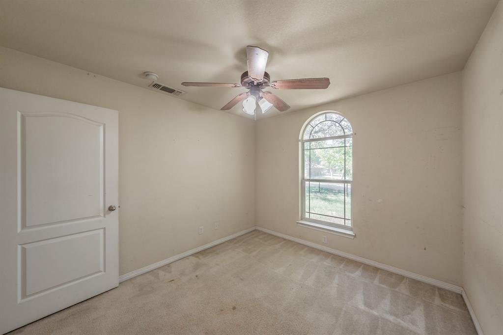 110 Pleasant Oaks Lane