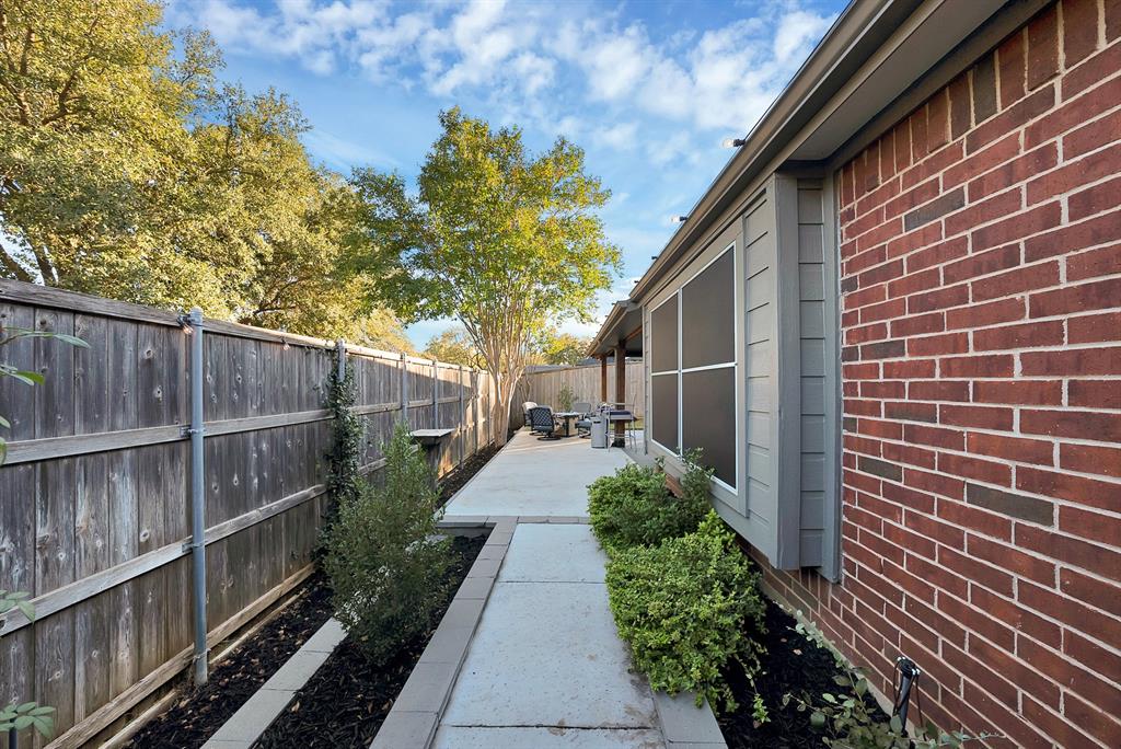 Meadow Oaks Ph II - Residential