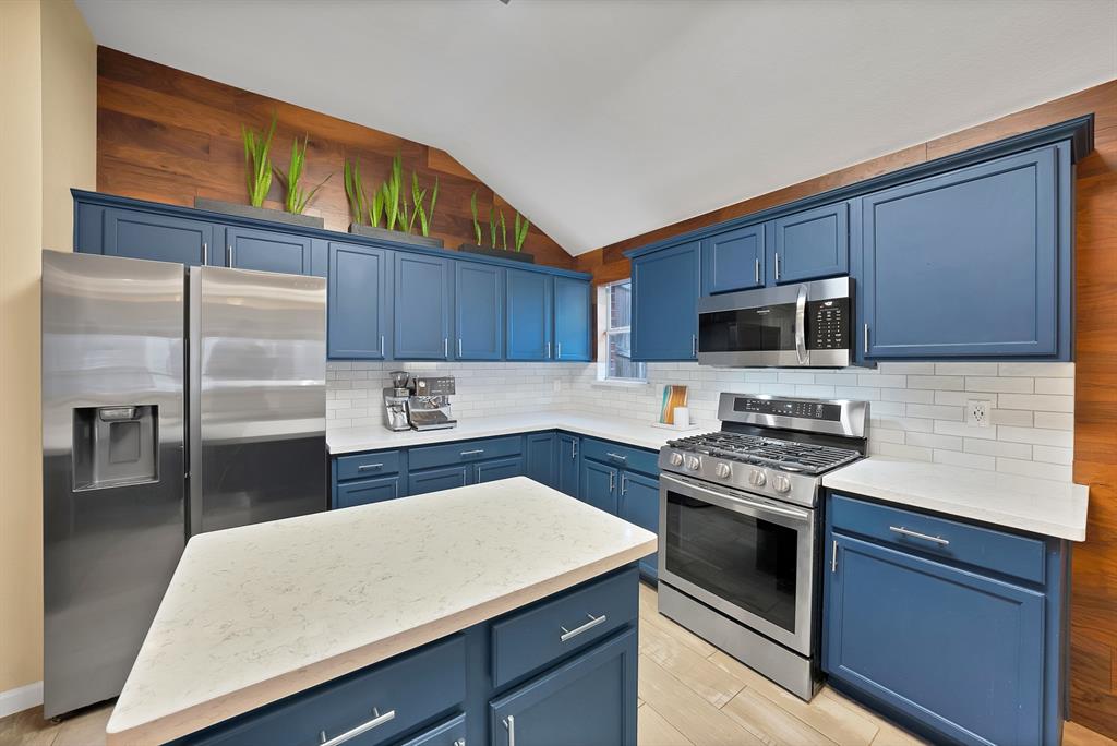 Meadow Oaks Ph II - Residential