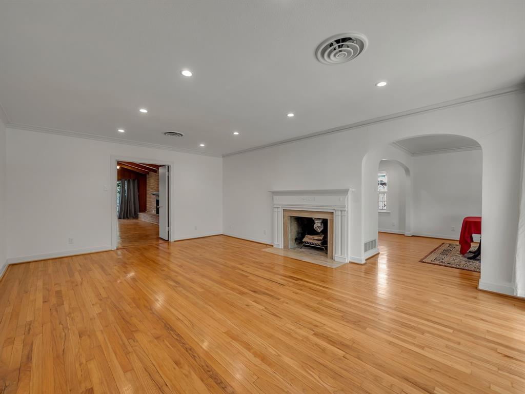 1531 Cedar Hill Avenue