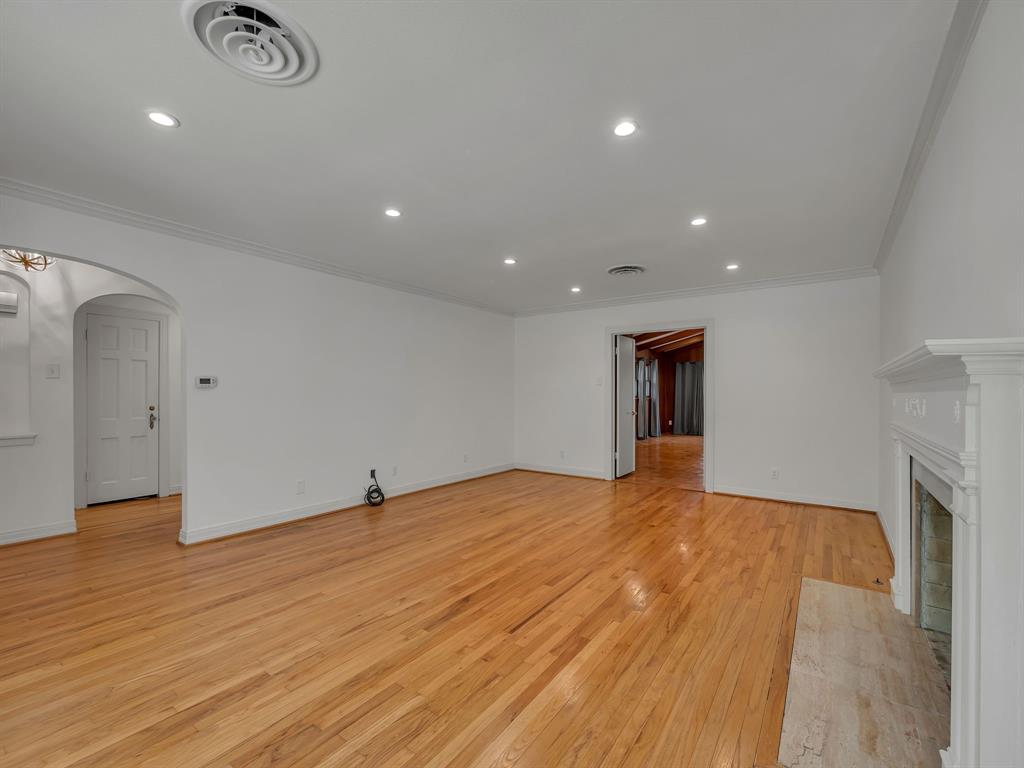 1531 Cedar Hill Avenue