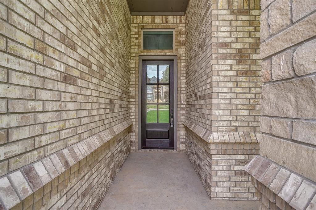 Photo of 3221 NW 25th Street, Fort Worth, TX 76106 (MLS # 21375013)