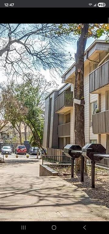 River Oaks Condos - Residential Lease