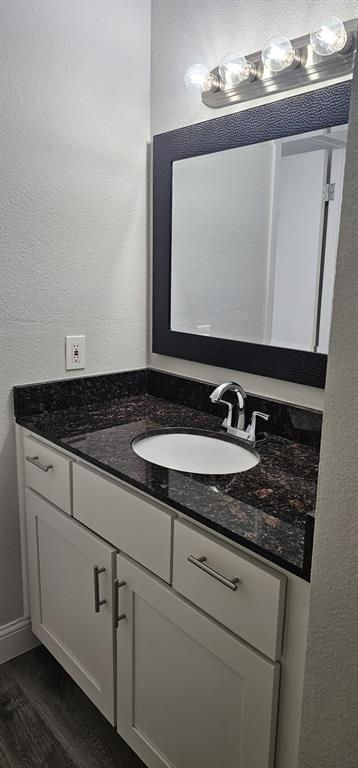 River Oaks Condos - Residential Lease