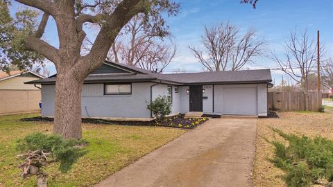 A home in Farmers Branch