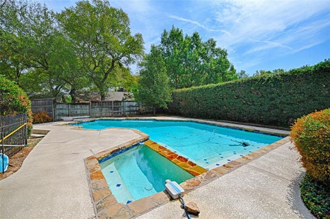 Tiny photo for 3004 Wingren Road, Irving, TX 75062 (MLS # 21394056)