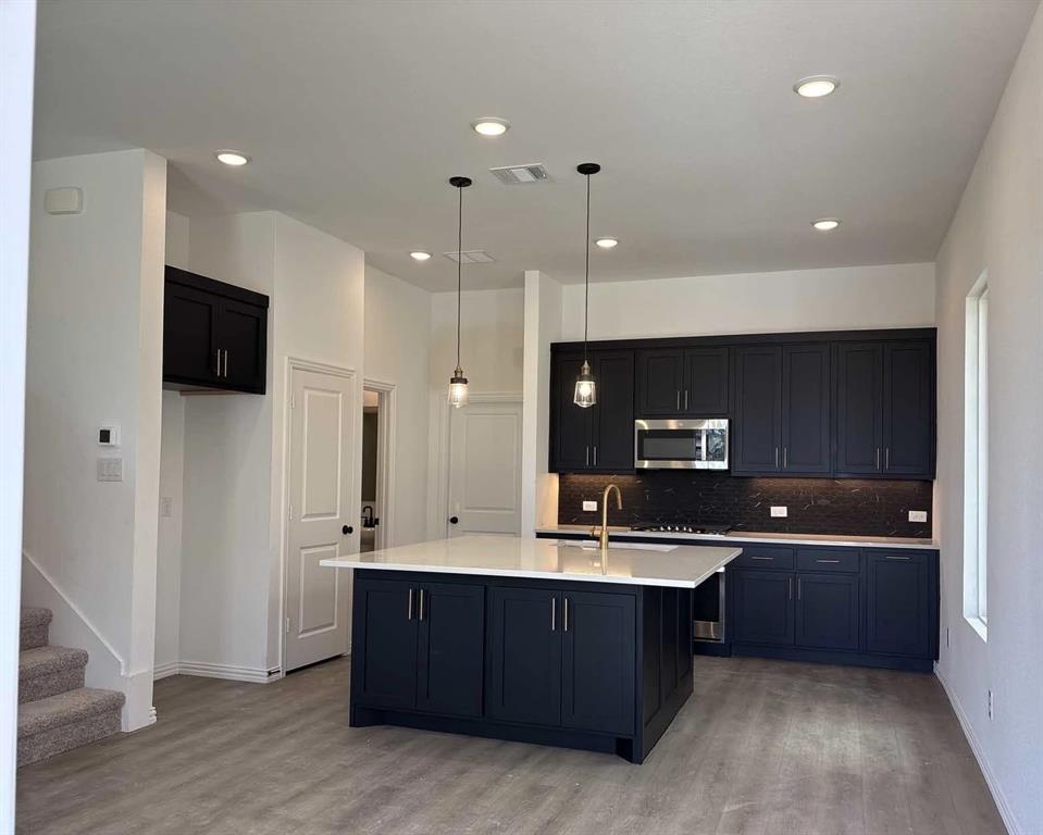 1106 Bexar Lane