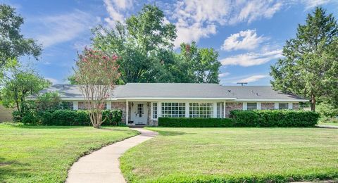 A home in Corsicana