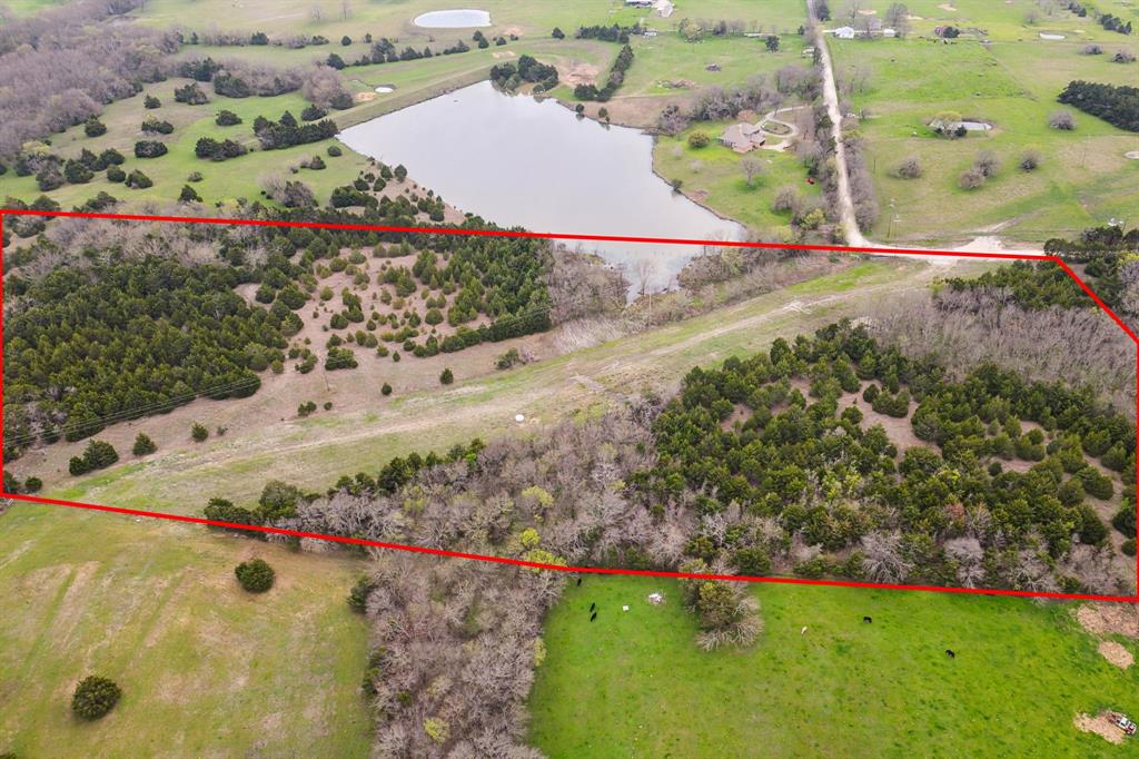 25.256 acres CR-672
