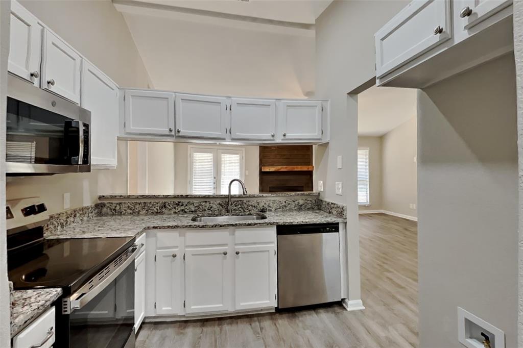 Maywood Place I Add - Residential Lease