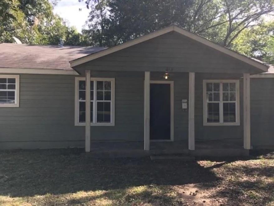 Great investment opportunity! Owner is willing to sell in bulks. Contact co-listing agent for more information.