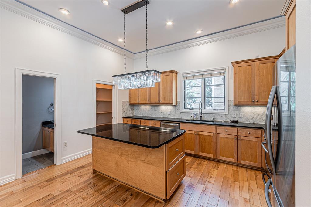 Vine Condo - Residential Lease