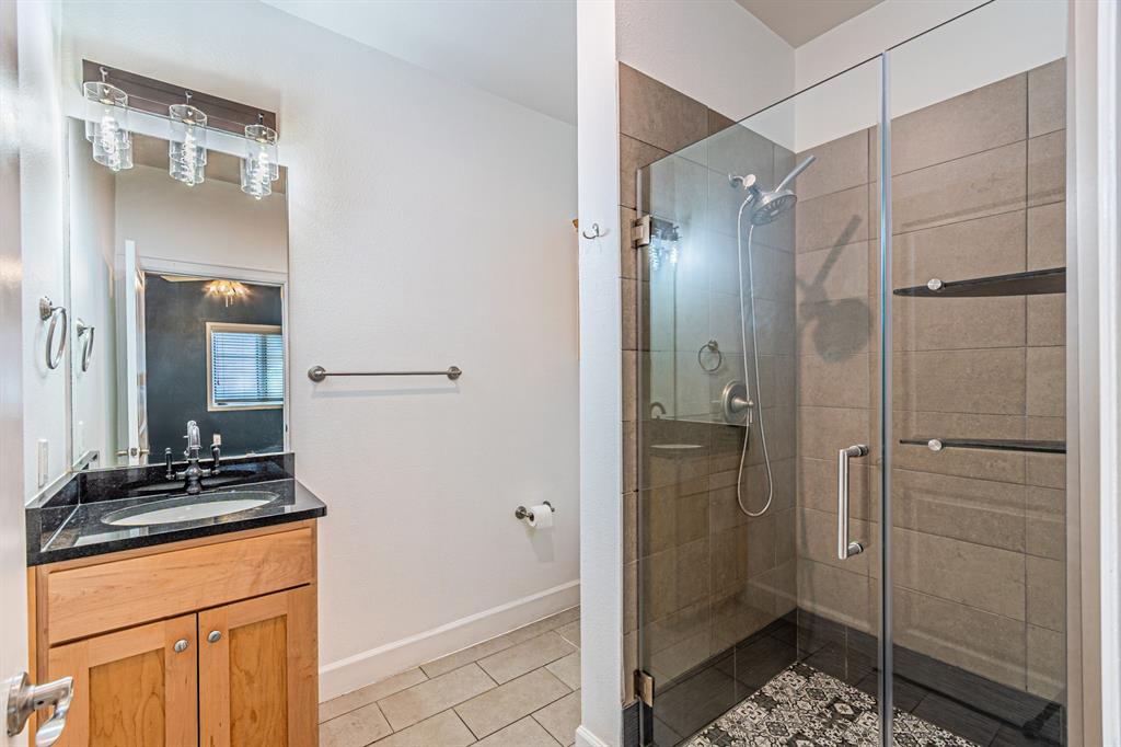 Vine Condo - Residential Lease