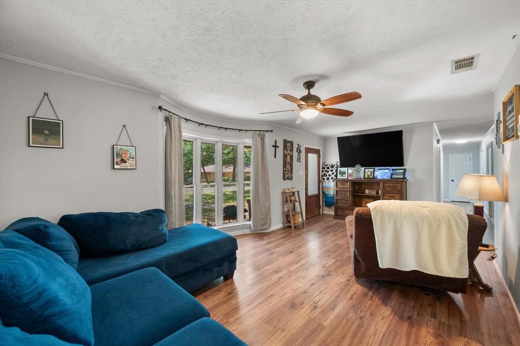 721 Robindale Lane
