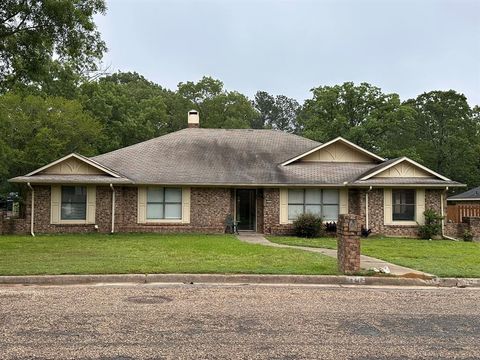 2203 S Williams Avenue Mount Pleasant TX 75455