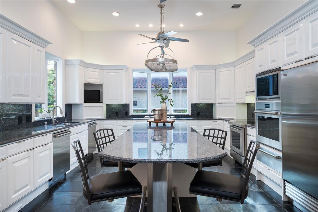 Lake Forest Ph B R1 - Residential