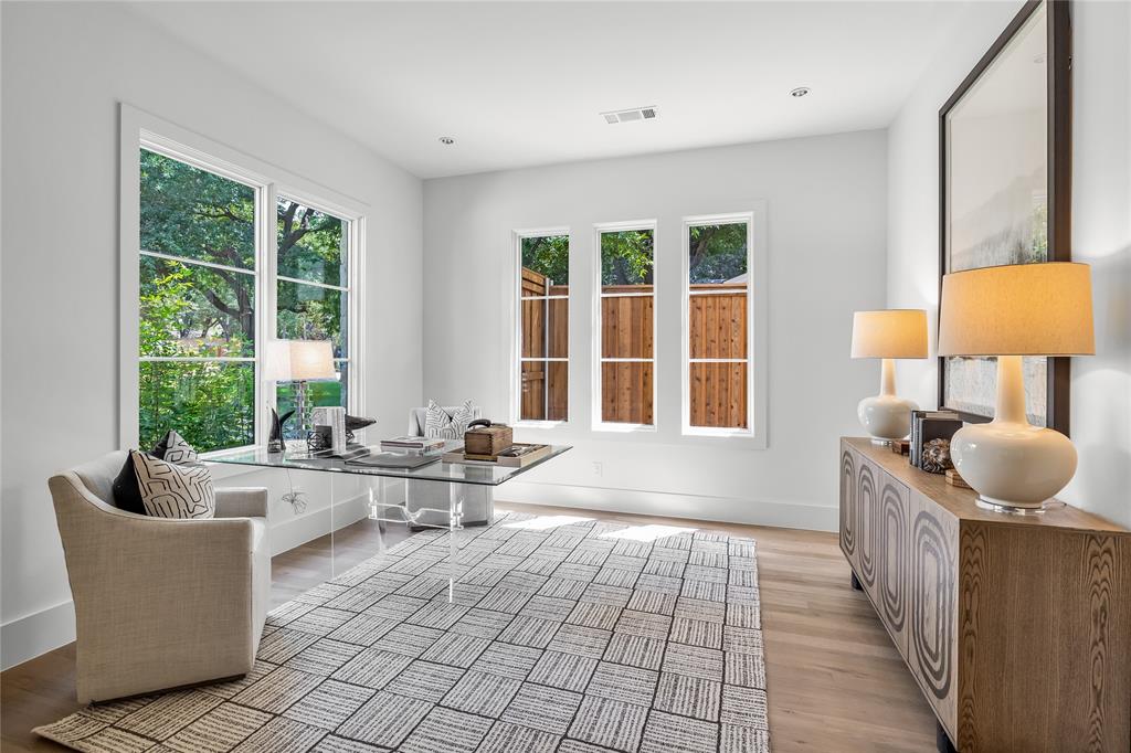 Crest Haven Place - Residential